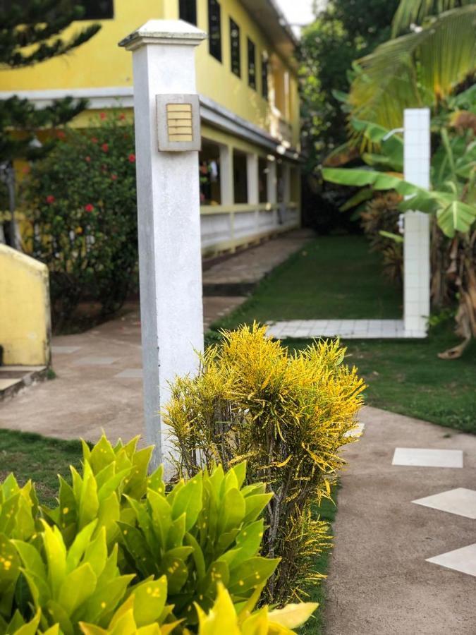 Sunshine Hotel リトル・コーン島 エクステリア 写真